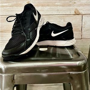 Men’s Nike running shoes